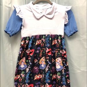 Disney Alice and Wonderland dress. Size 10-12